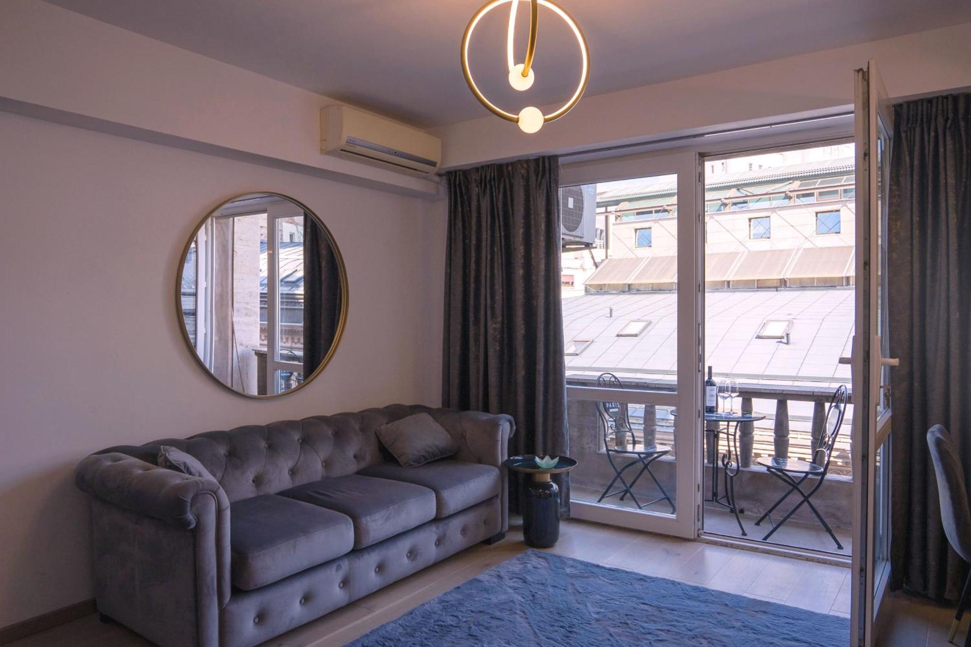 Luna Luxury Apartment